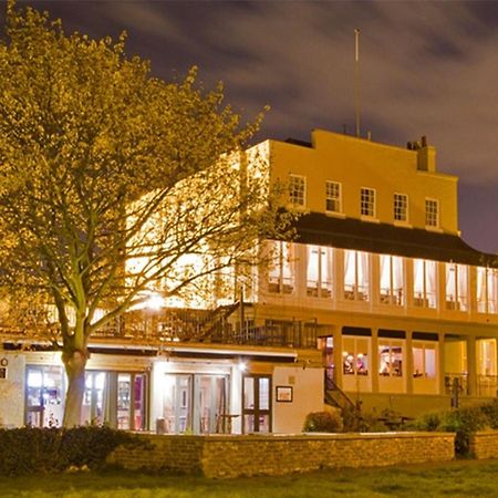 Royal Hotel, Bar & Grill Purfleet Luaran gambar
