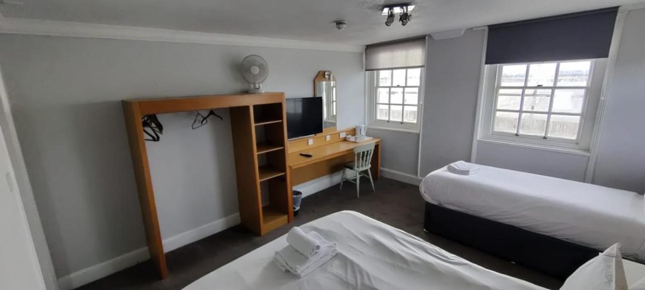Royal Hotel, Bar & Grill Purfleet Luaran gambar