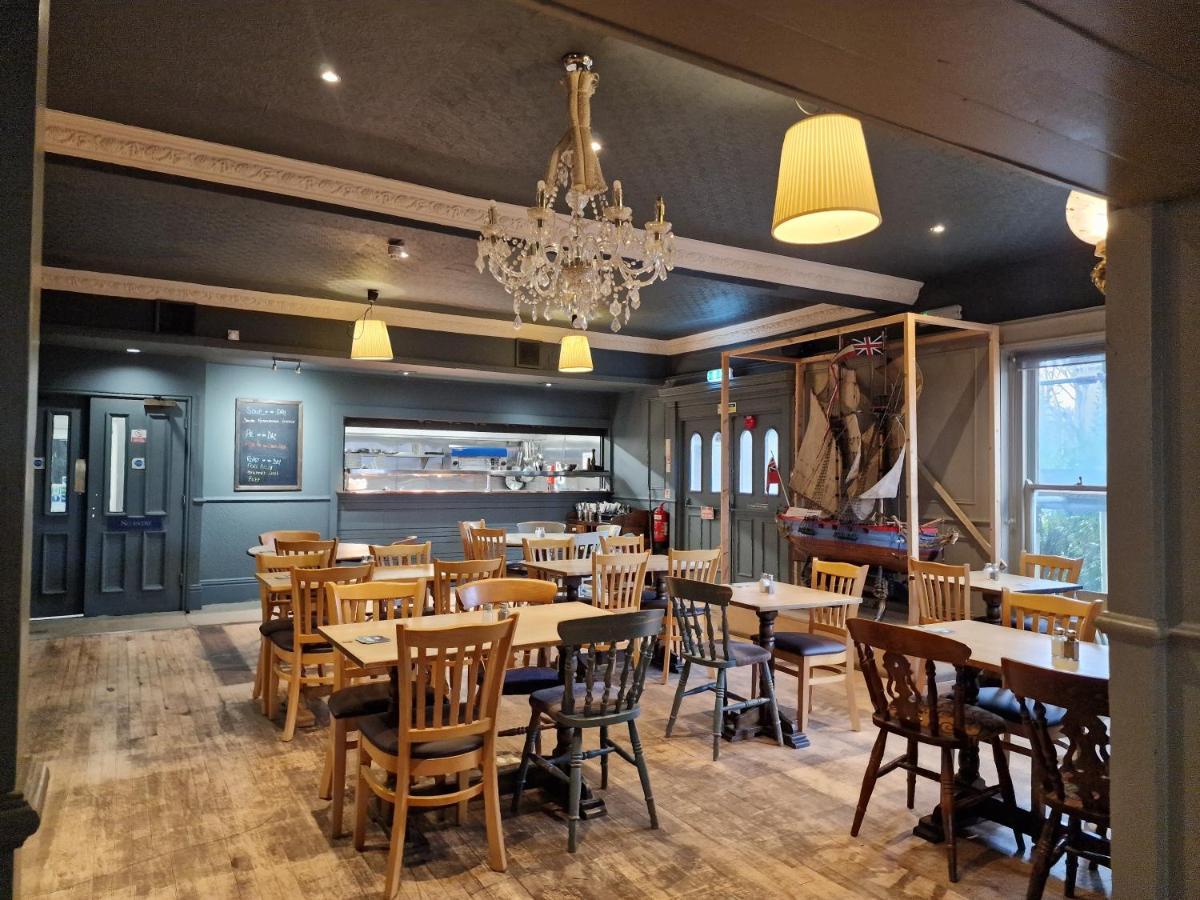 Royal Hotel, Bar & Grill Purfleet Luaran gambar