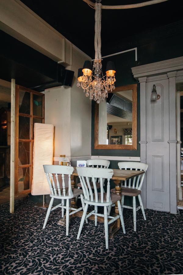 Royal Hotel, Bar & Grill Purfleet Luaran gambar